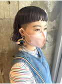 刈り上げボブ　ハードパーマ　ラベンダーカラー