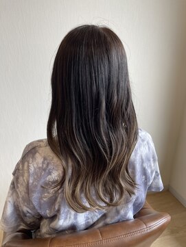 ラトット(Latot) 裾カラー