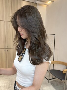 ウェイズトウキョウ 新宿店(Ways TOKYO) 透明感たっぷり