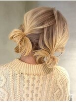 リンドトウキョウ ウメダ(LINDO TOKYO)&nbsp;a3/デザイン/ベージュカラー/ケアブリーチ/梅田