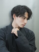 リップス 横浜(LIPPS)&nbsp;学生向けツイストスパイラルセンターパート 黒髪