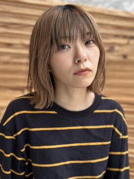 ゆるくびれハイトーンボブ