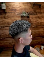 クラウン(CROWN)&nbsp;ホワイトメッシュ極道パーマ