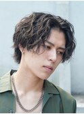 横浜西口メンズセンターパート七三分けパートニュアンスパーマ