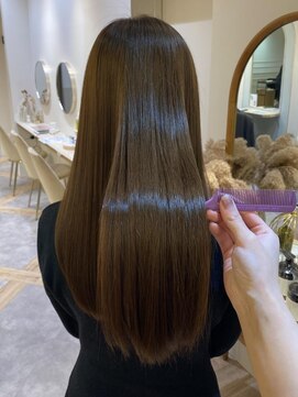 アンド ラ ブランシュ(&.La Blanche) 暗めカラー/ミディアムヘア/デザインカラー/縮毛矯正