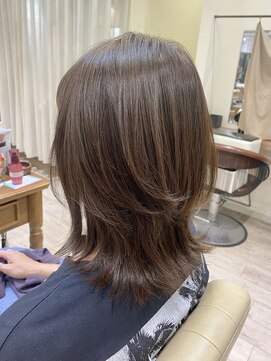 コトナ 越谷店 20代30代40代50代に人気|大人可愛いひし形レイヤーボブ【越谷】