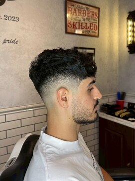 バーバーブロス 長堀店(BARBER BROS) 【BarBerBROS】スキンフェードカットクロップヘア　海外バーバー