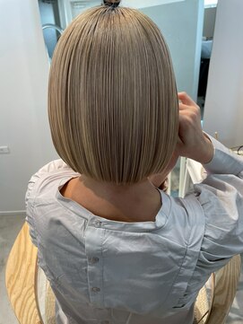  fit stand 千葉/ショートボブ/カット/パーマ/ダブルカラー/トリートメント/縮毛矯正 イメチェン/ピンクベージュ/アンブレラカラー[千葉]