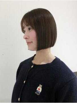 シール 梅田(CIRR) コンパクトショートボブ