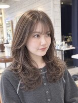 ヴィッカエコル (vicca 'ekolu)&nbsp;20代30代40代/レイヤーカット/バタフライカット/ミントベージュ