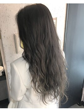 ロンド ルージュ 銀座店(Lond rouge) 【遠藤 駿】独自の配合でブリーチ無しでも出来る☆透明感カラー