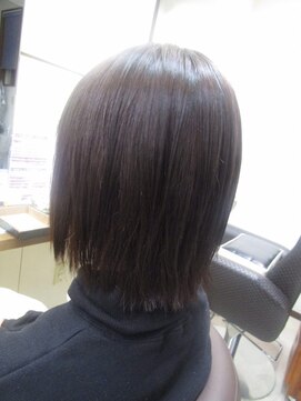 コアフィールフィス(COIFFURE fils) 《見附 今町》ナチュラルストレートボブ