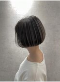 ミニボブ×細めハイライト