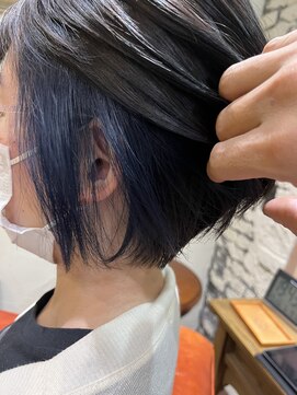 タントラ(tantra) 暗髪×ネイビーブルー