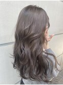 グレージュ/シフォングレージュ/レイヤーカット/ブリーチカラー