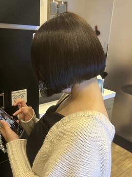 インク サカエ(inq sakae) 艶ボブ/髪質改善/レイヤーボブ/前下がりボブ/黒髪