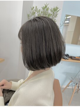 ティエル(TieLu) ふんわりボブ×オリーブベージュ×外国人風