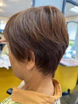 アドン 中葛西店(Adorn) 秋色ショート