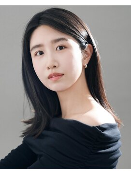 ロビー 表参道(ROBBY) 外ハネセミロング