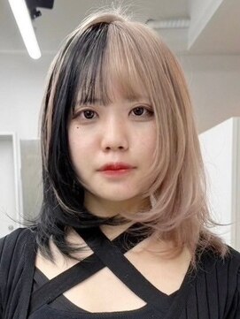 ウィコ 新宿(WICO) ツートンデザイン[新宿駅/ワンレン/ダブルカラー/小顔]