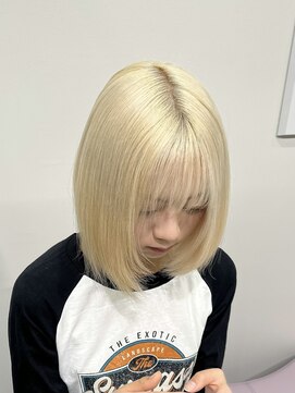 サミット ウル(SUMMIT ulu.) 【uta】ホワイトブロンド