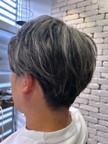 ザ カラー ラボ(THE COLOR LABO)&nbsp;センターパート　立体感カラー　地毛活かしハイライト　ホワイト