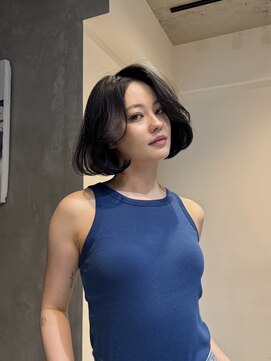 ブルックス レイヤーボブ 20代 色気ヘア