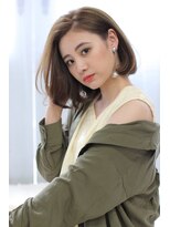 シロフイケブクロ(shirof ikebukuro)&nbsp;大人かわいい 小顔 ショート ボブ