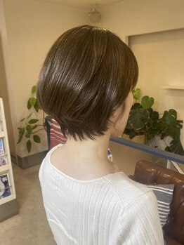 ヘアアンドメイクフリッシュ(HAIR&MAKE FRISCH)の写真/【三宮/元町駅すぐ】「ショートに挑戦したい。でも…」不安も払拭してくれる高い技術力*