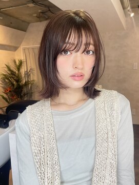 サンルーム(SUN room) 顔周りレイヤーボブ顔周りカットナチュラルブラウン大人可愛い