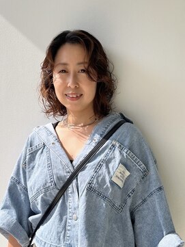 Folklore【フォークロア】翠町支店 《髪質改善サロン》 大人のミックスパーマ。パーマの力で毛束を動かし似合わせる。