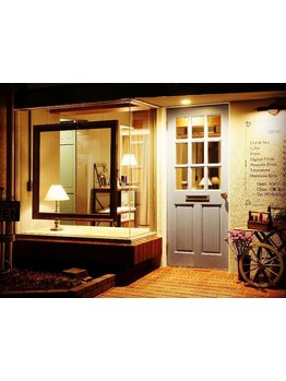 【豊中駅３分】アンティークでオシャレな店内のプライベートサロン《Re；fa》通うたびにキレイになれる…☆