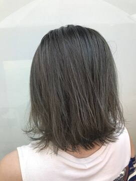 アールエイチ(ЯH) 【ЯH アールエイチ 市川】切りっぱボブ×カーキグレージュ