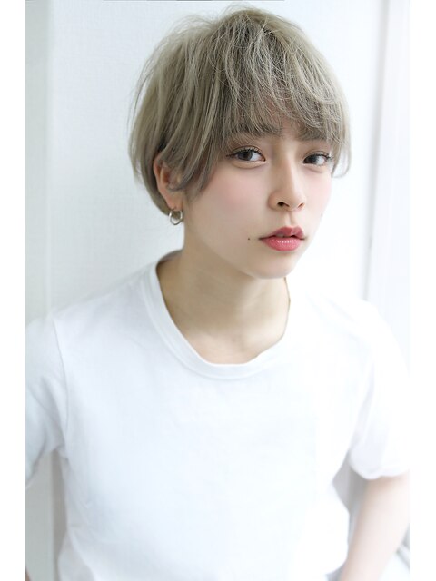 小顔ショート　ヘアカタログ集