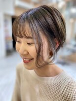 タヤ イオンモール津田沼店(TAYA)&nbsp;20代シースルーバングハイライトオリーブカラーショートボブ