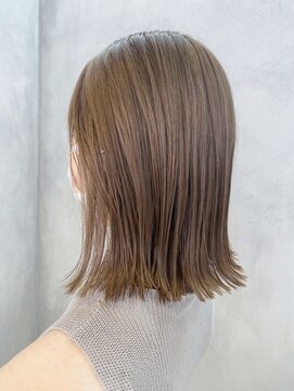 アイティーバイアルバム 藤沢店(IT by ALBUM) シアーベージュボブ_メルティカラーくびれヘア_ba356901