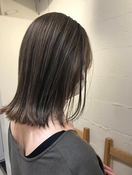 フレッサ(flesa) ハイライト☆ボブ☆マットベージュ