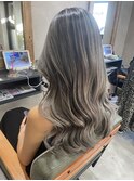 バレイヤージュ、ハイライト、レイヤーロング、グレーベージュ
