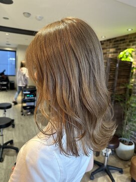 外国人風ミルクティーベージュ