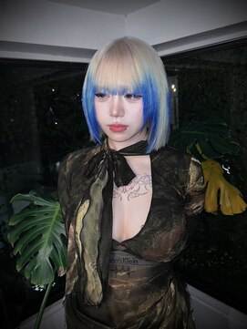 キイ 原宿 表参道(K.e.y) ホワイトカラー ハイトーンボブ ルーツカラー エンドカラー