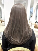 ティエラ 原宿 表参道(Tierra) 原宿表参道 OLさんにおすすめ 透明感と柔らかなアッシュブラウン