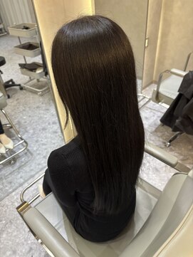 ジーナ 天神(Zina) グレーブラック/オリーブグレー/ココアベージュ/黒髪[福岡天神]