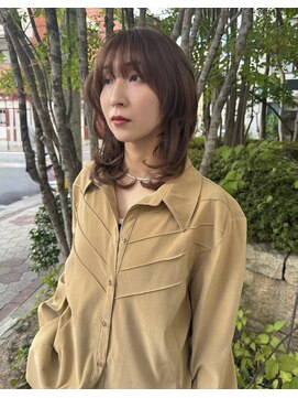 デザート(Des.Art) 【天神赤坂】20代30代40代/レイヤーカット/アッシュカラー