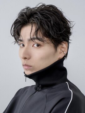 レタッチバイフィフス 大阪梅田(RETOUCH by fifth) 梅田ツイストスパイラルパーマフェザーパーマセンターパート◆