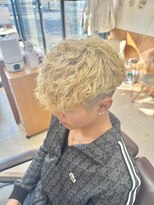 バディー ヘアー(Buddy Hair)&nbsp;抜きっぱブロンド×スパイラルパーマ