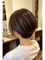 クリッパーループ(Clipper) 【大人上品な丸みショートボブ】