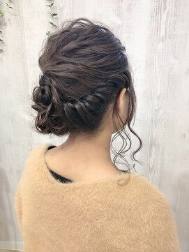 ルヴェール(Le Vert) 波ウェーブと編み込みで作る♪綺麗めおしゃれヘアセット