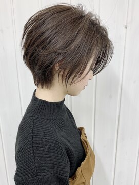 リヴ オオサカ(LIV OSAKA) 【 LIV OSAKA 】耳かけショート_イルミナカラー