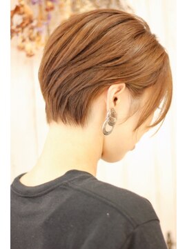 プレッティ フォー ヘア(PRETTY FOR HAIR) フェミニンショート