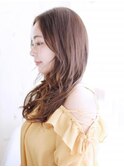 Aラインのセミウエットミックスカール